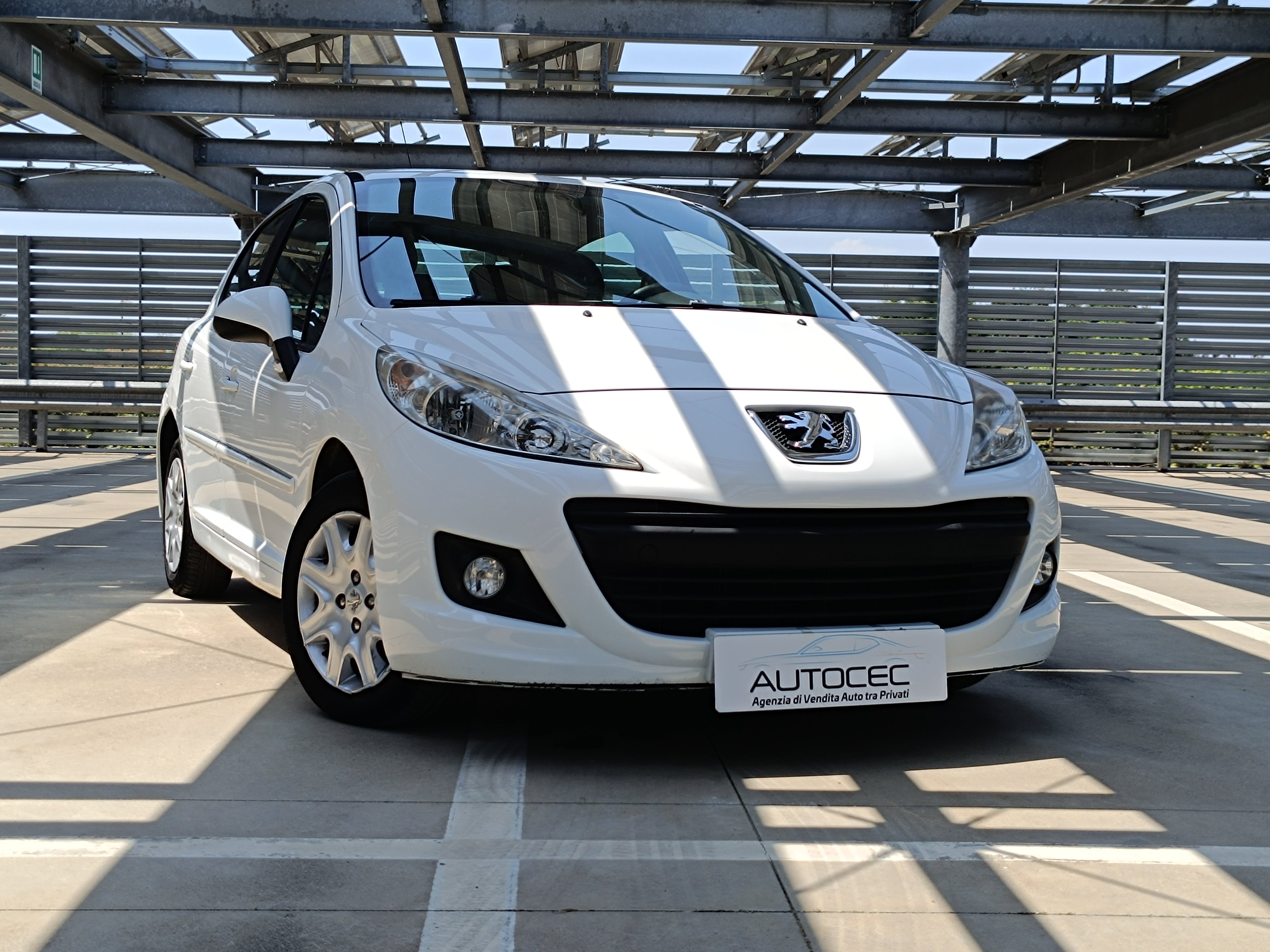 Peugeot 207+